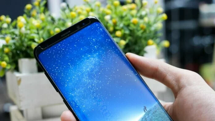 बेहद सस्ता मिल रहा है Samsung का 8GB RAM वाला 5G स्मार्टफोन, मिलेगी 5000mAh बैटरी