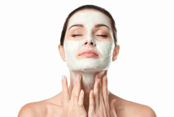 Face Care Tips: ये हैं वो 4 चीजें जिनके इस्तेमाल से चमक उठेगा चेहरा, ये समस्याएं होंगी दूर