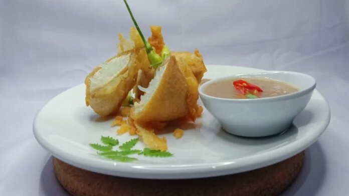 Tofu Pakoda Recipe: आलू-प्याज नहीं, इस पर घर पर ट्राई करें टोफू के पकौड़े