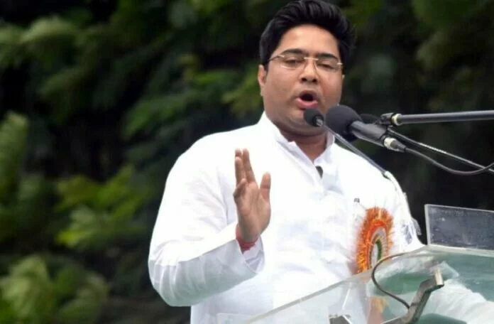 West Bengal: TMC सांसद अभिषेक का तंज, ‘कोरोना वायरस का टीका है कोविशील्ड, BJP वायरस की वैक्सीन हैं ममता बनर्जी’