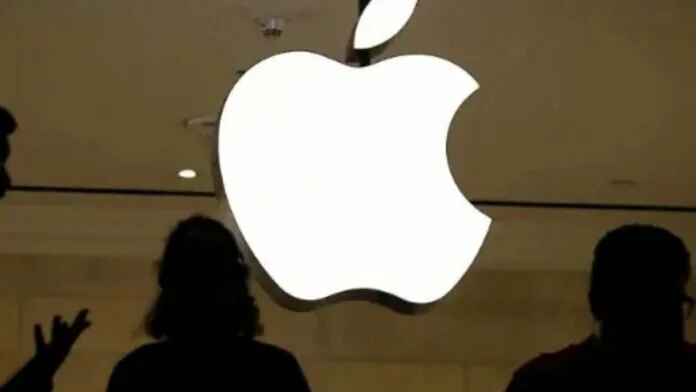 भारत में निवेश पर Apple का बड़ा बयान, कहा- 10 लाख नौकरियों को दे रहे सपोर्ट