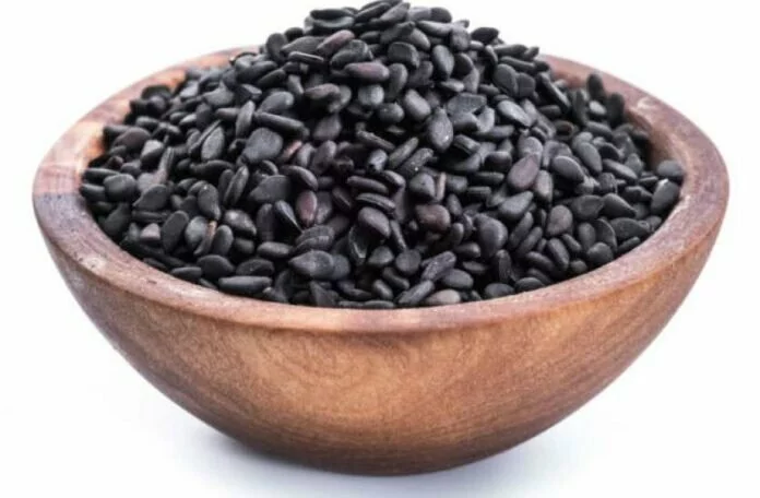 Benefits of Black Sesame: जानिए काले तिल के फायदे, जो हर तरह से आपके स्वास्थ्य के लिए लाभदायक है