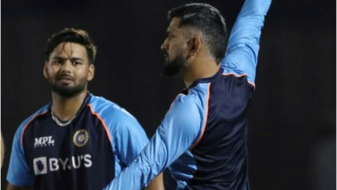 IND vs NZ के बीच रांची टी20 मैच से पहले एमएस धोनी पहुंचे स्‍टेडियम, जमकर बहाया पसीना, देखें Video