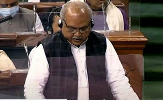 Parliament Winter Session: हंगामे के बीच लोकसभा में ध्वनिमत से तीनों कृषि कानून वापसी बिल पास, सदन की कार्यवाही 2 बजे तक स्थगित