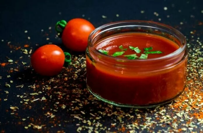 Side Effects of Tomato Ketchup: जरूरत से ज्यादा टोमेटो कैचअप का सेवन करना स्वास्थ्य के लिए नुकसानदायक हो सकता है