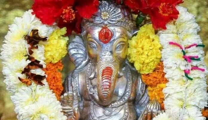 Angarki Chaturthi 2021: अंगारकी चतुर्थी पर करें ये उपाय, घर में आई हर विपदा को दूर करेंगे गणपति