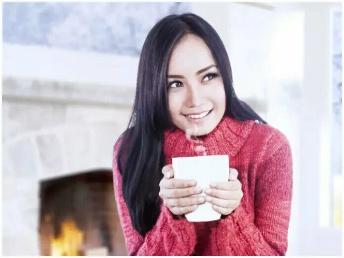 Health Tips: Winter में आपकी उंगलियां भी हो जाती हैं ठंडी? अपनाएं ये टिप्स