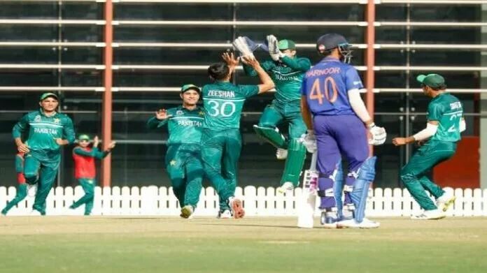 India U19 vs Pakistan U19 Asia Cup U19 Match Live Cricket Score: भारतीय टीम 237 रनों पर हुई ढेर, आराध्य यादव ने जड़ा अर्धशतक