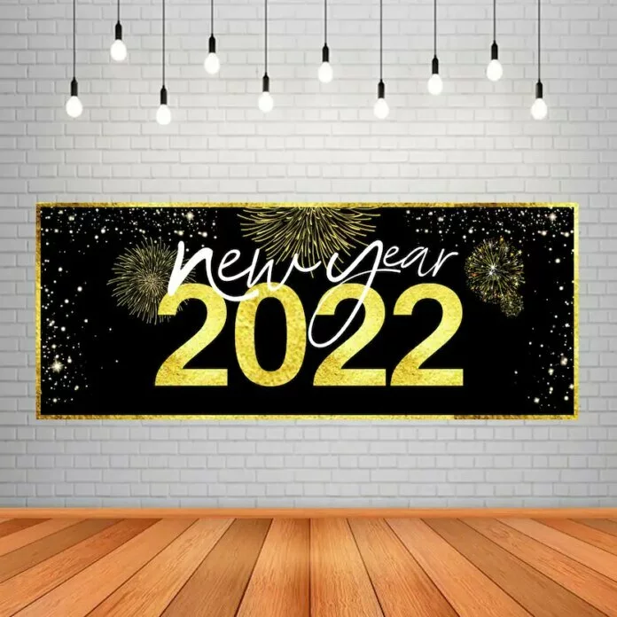 Welcome 2022: नए साल में चमकाएं अपनी किस्मत, घर लाएं वास्तु से जुड़ी ये चीजें