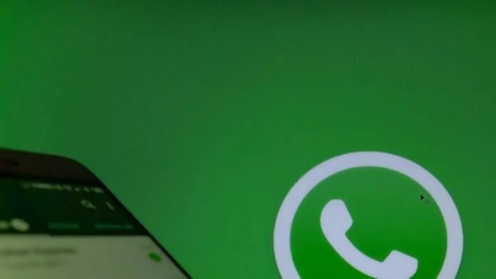 WhatsApp यूज़र्स को आ रही है बड़ी परेशानी, जानें क्या है वजह और कैसे होगी दूर