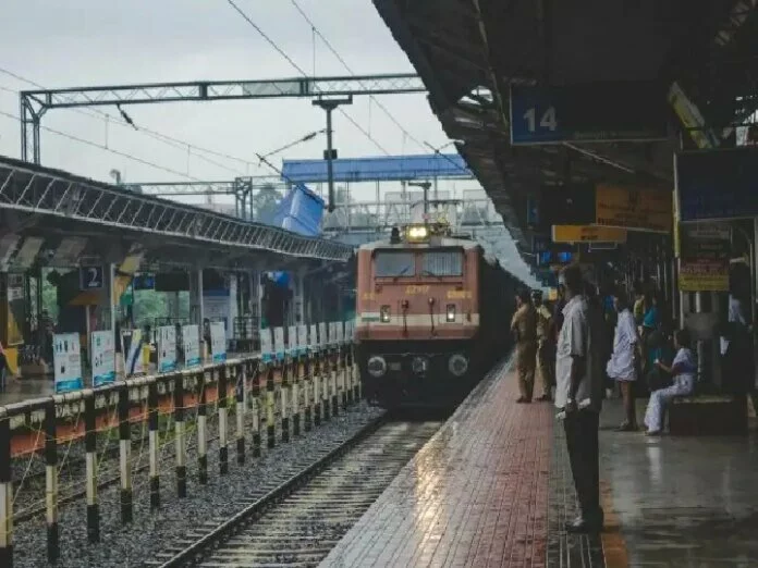 12वीं पास युवाओं के लिए रेलवे में निकली है वैकेंसी, यहां पढ़े पूरी डिटेल्स, जल्द करें आवेदन