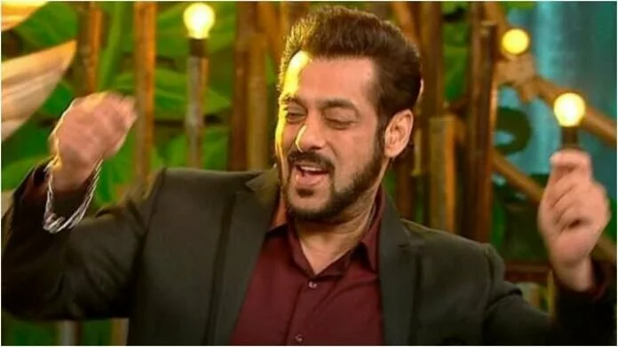 Bigg Boss 15: सलमान खान ने पलक तिवारी के साथ लगाए 'बिजली-बिजली' सॉन्ग पर ठुमके, यूं मनाया गया शो में नया साल