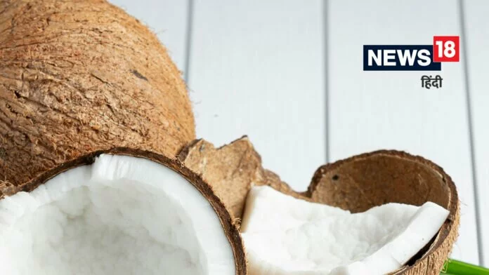 Coconut Benefits: रात को सोने से पहले खाएं कच्चा नारियल, मिलेंगे लाजवाब फायदे